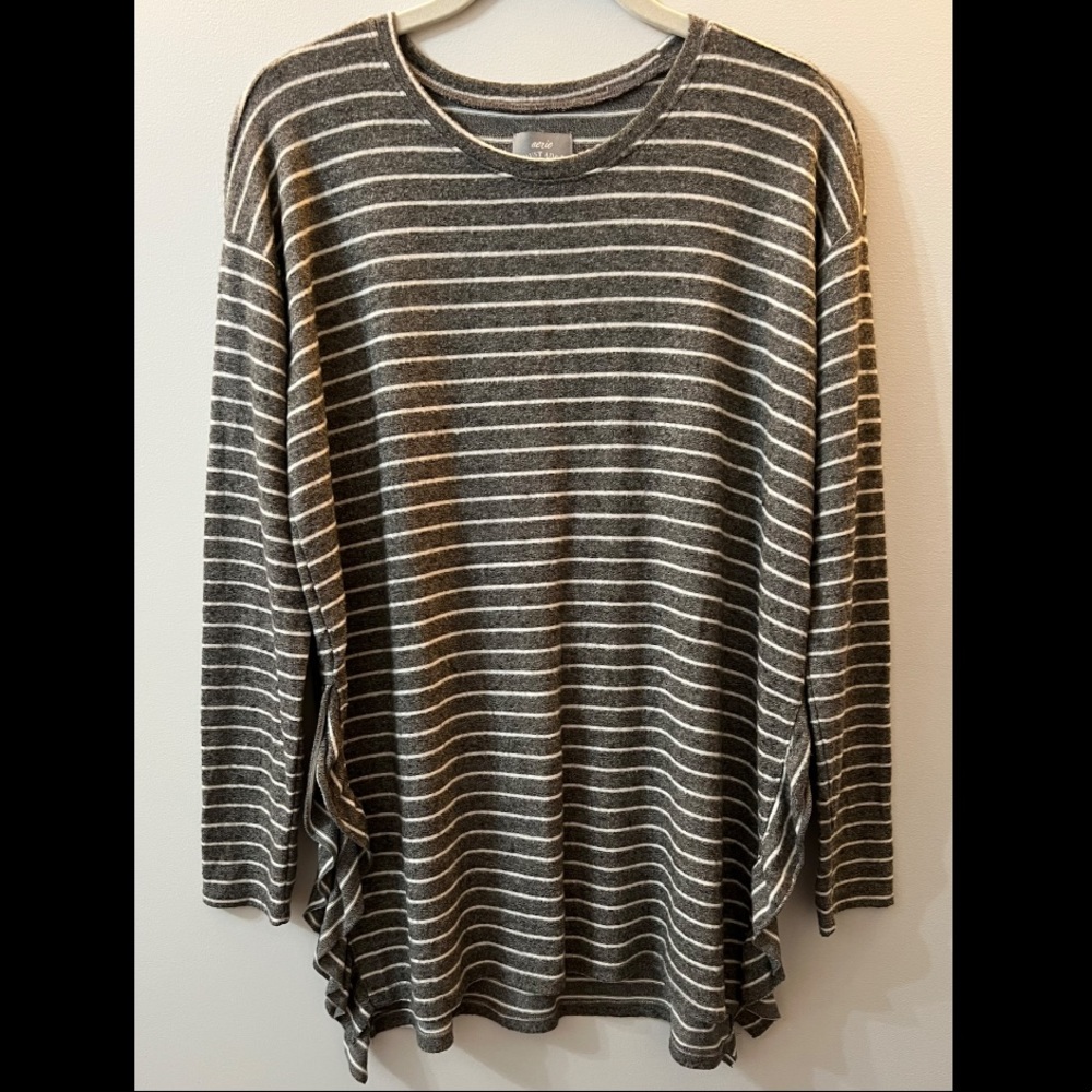 Aerie Women’s Just Add Leggings Lightweight Sweater, SZ: Medium